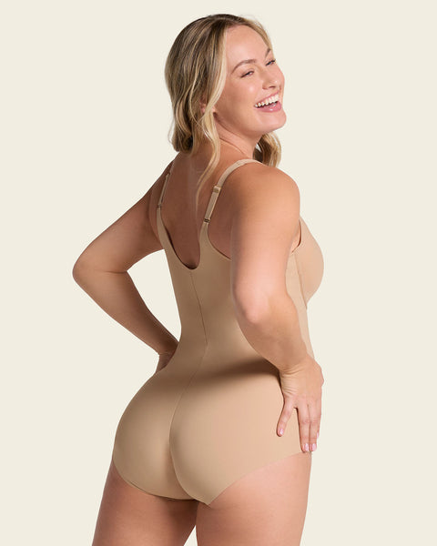 Scoop Back Wireless Classic Sculpting Bodysuit#color_801-golden-beige